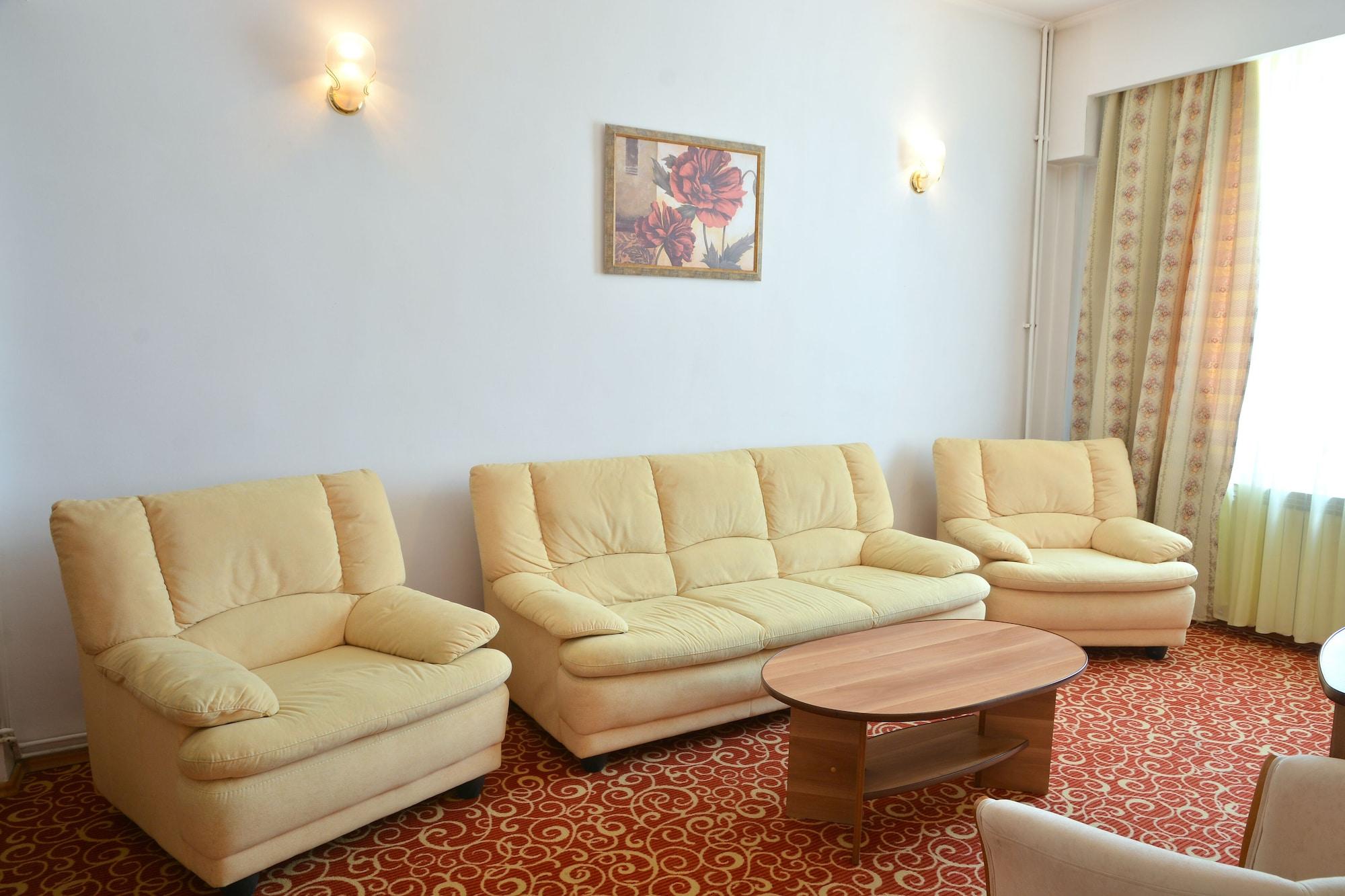 Hotel Central Πλοέστι Εξωτερικό φωτογραφία