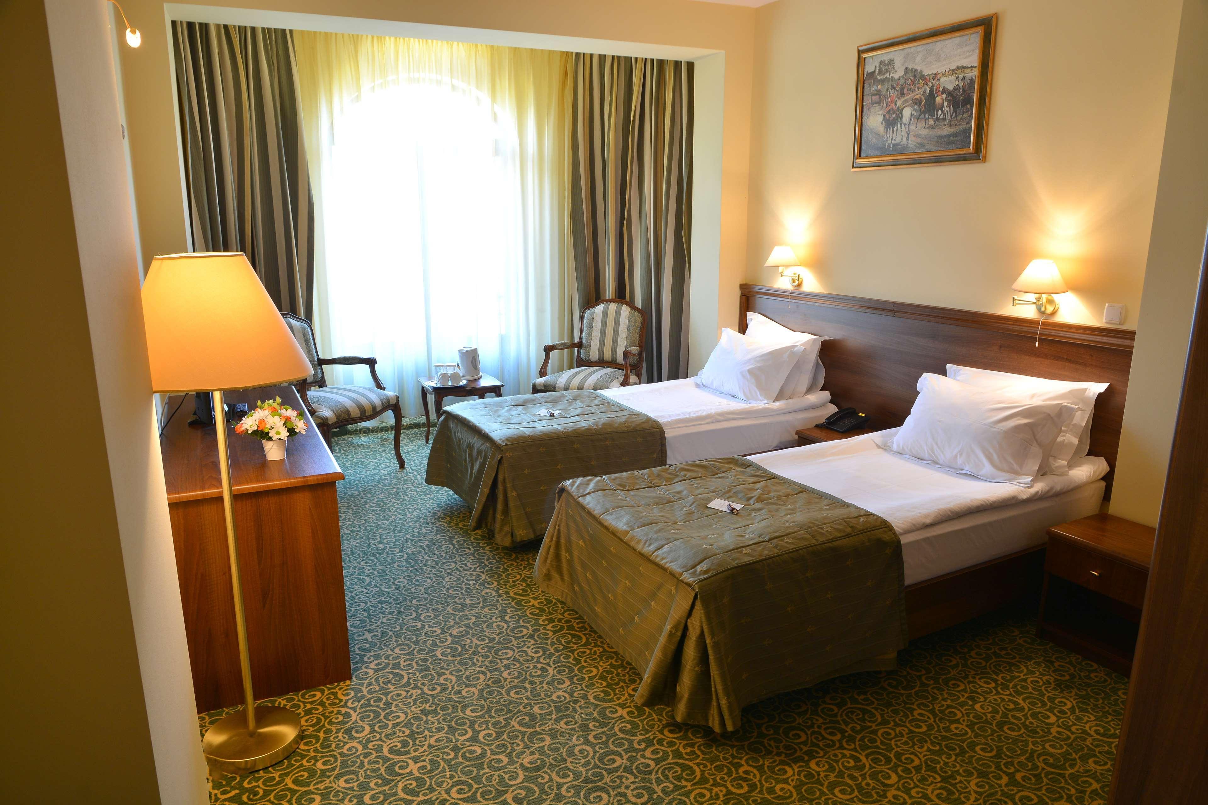Hotel Central Πλοέστι Εξωτερικό φωτογραφία