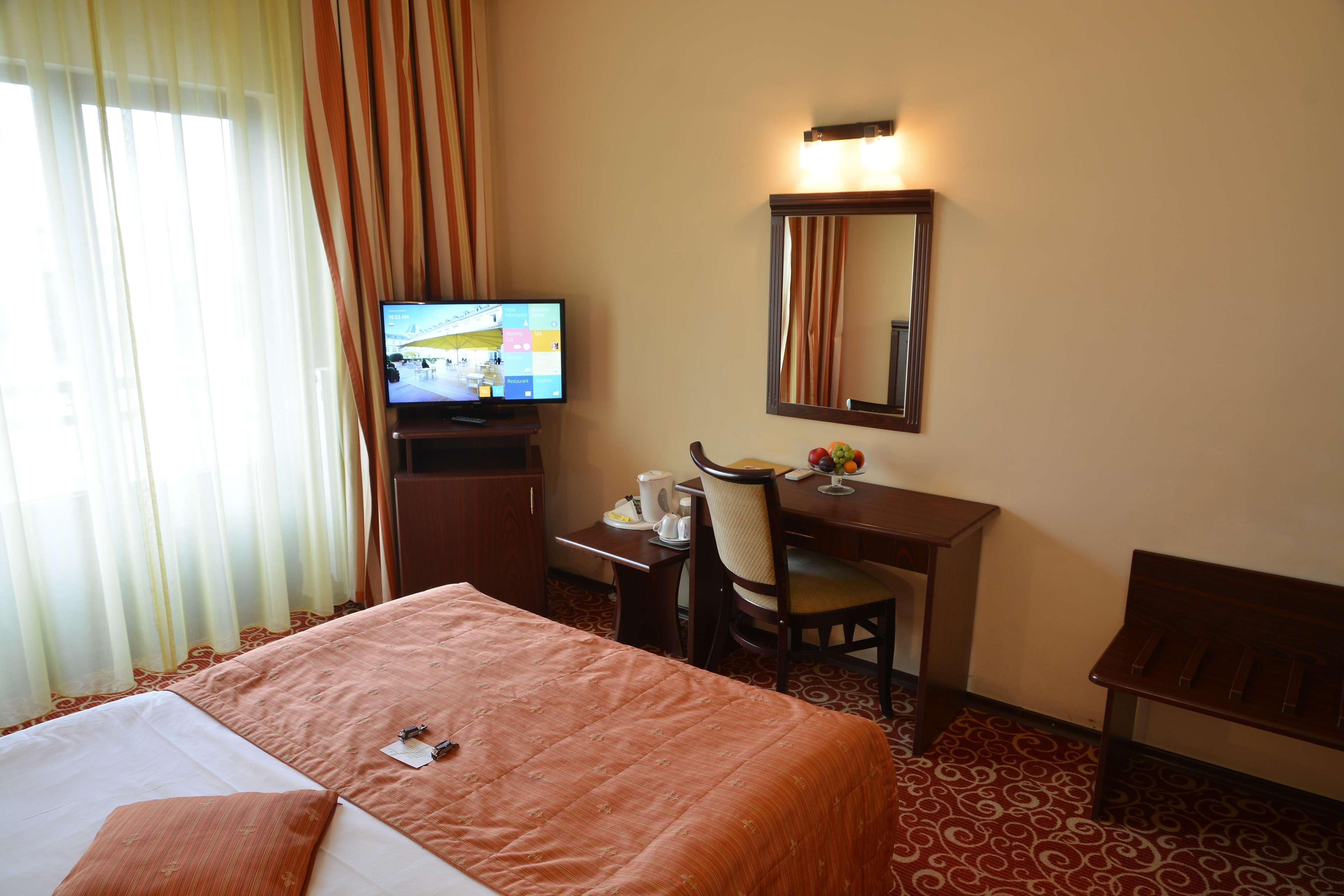 Hotel Central Πλοέστι Εξωτερικό φωτογραφία
